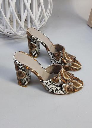 Сабо шльопанці на каблуку2 фото