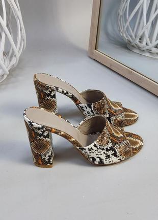 Сабо шльопанці на каблуку3 фото