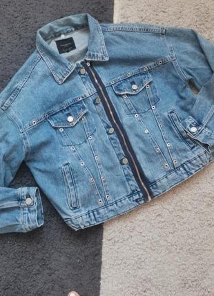 Класний джинсовый піджак