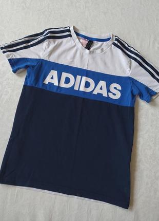 Футболка adidas