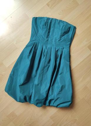 Платье бутылочно-зеленого цвета1 фото