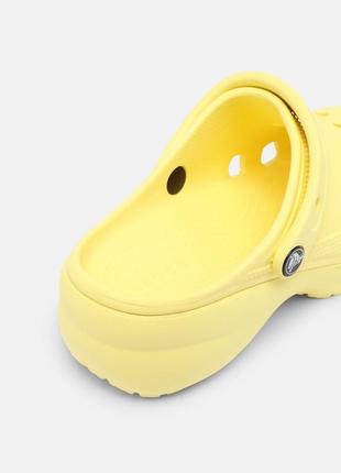 Крокс класік клог жовті crocs women´s classic platform clog banana8 фото