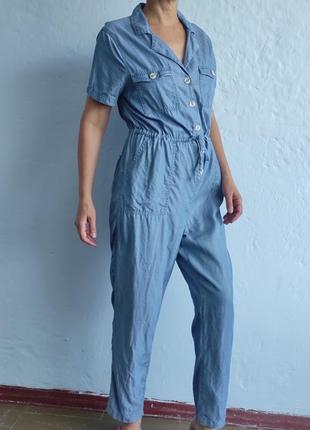 Комбинезон женский летний джинсовый легкий, удобный на пуговицах и на кулиске.1 фото