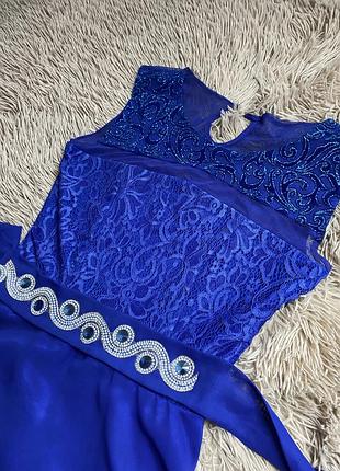 Длинное вечернее платье