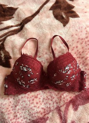 Бюстгальтер