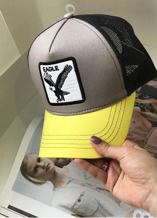 Кепка моднява