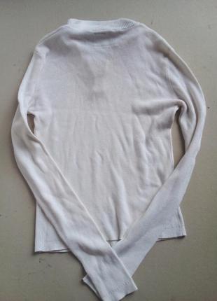 Белый легкий свитер2 фото