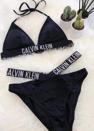 Трендовые купальники calvin klein