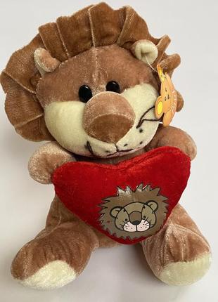 Мягкая игрушка лев 🦁 с сердечком 💞