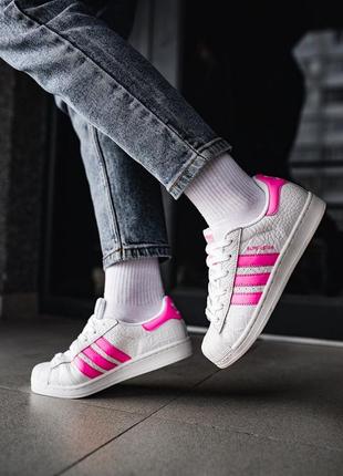 Яркие белые с розовым кеды adidas superstar white pink текстурные кроссовки4 фото