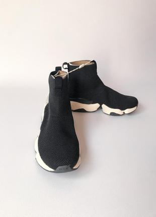 Дитячі кросівки для хлопчика чи дівчинки zara