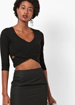 Кроп топ і імітацією запаху та вирізами з боків фірми jane norman
