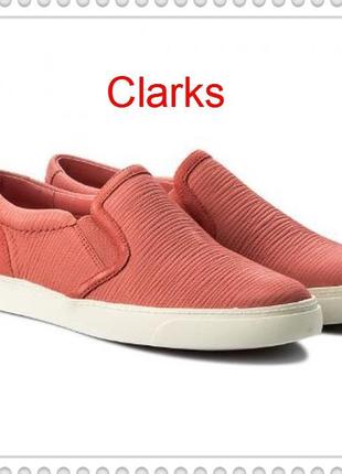 Р.39.5,40,41 clarks нубукові сліпони оригінал4 фото