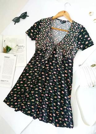Дуже мила "вафельна" міні сукня/платье/плаття в рясні квіточки topshop, на р. xs