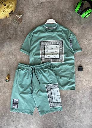 Комплект з шортами