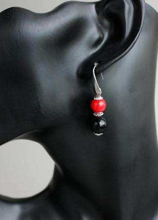 Червоно чорні сережки з корала і агата прикраси під вишиванку український стиль3 фото
