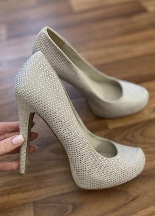 Туфлі тілесні aldo