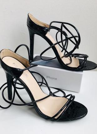 Босоножки фирменные public desire, оригинал в коробке!