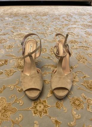 Intrend босоніжки 40р maxmara