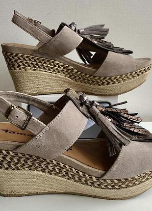 Шкіряні босоніжки tamaris оригінал в коробці!