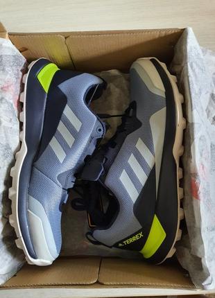 Новые трекинговые кроссовки adidas terrex cmtk 2903 фото