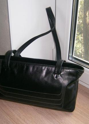 Красивая винтажная сумка из натуральной кожи с длинными ручками. harrie hendriks8 фото