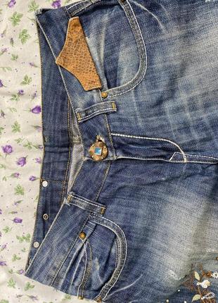 Жіночі джинси джинсові штани натуральні сині середня посадка з вишивкою стразами страйзами прямі прямого крою сині стильні модні круті6 фото