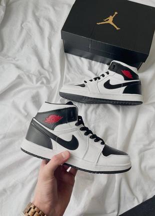 Женские кроссовки nike air jordan 1 retro mid ‘oreo’ 36-37-38-39-40-411 фото