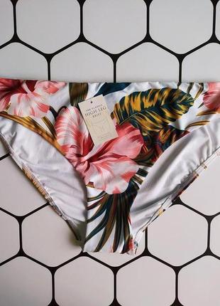 Дуже красиві плавки)))розмір 44