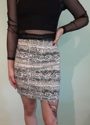 Новая юбка в змеиный принт4 фото