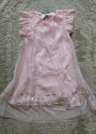 Ніжно-рожева сукня