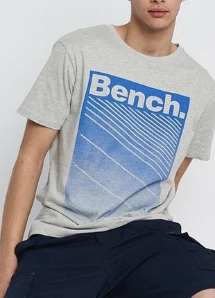 Чоловіча футболка bench