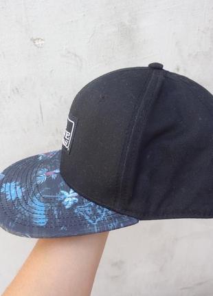 Отличная оригинальная мужская кепка бейсболка от бренда dakine hawaii4 фото