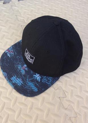 Отличная оригинальная мужская кепка бейсболка от бренда dakine hawaii8 фото