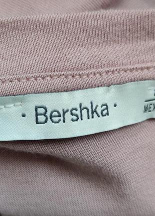 ❤1+1=3❤ bershka женская пудровая хлопковая футболка5 фото