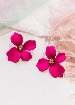 Яскраві сережки квітка, серьги цветок яркие серёжки  літні1 фото