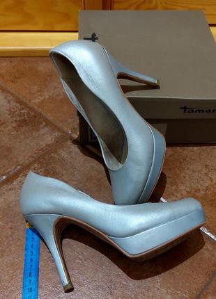 Элегантные туфли tamaris на небольшой платформе6 фото