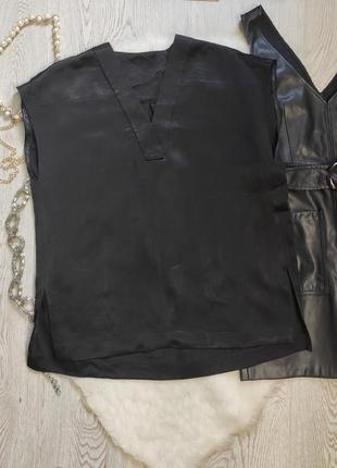 Черная сатиновая атласная шелковая длинная блуза туника футболка оверсайз вырезом zara