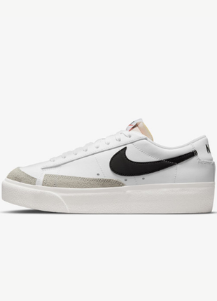 Жіночі кросівки nike blazer low platform.
