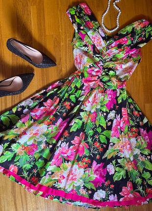 Дизайнерське плаття квітковий принт міді