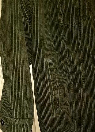 Ідеальна вельветова куртка zara