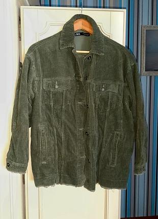 Ідеальна вельветова куртка zara