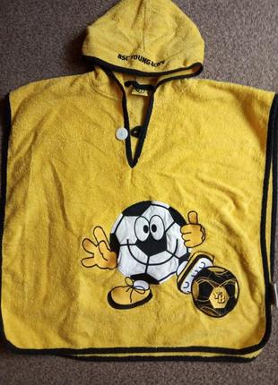 Яркое пончо