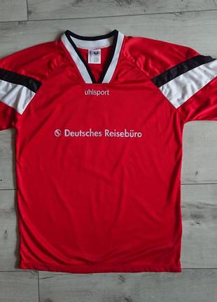 Спортивна футболка червоного кольору1 фото