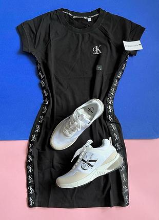 В наличии крутые платья с лого calvin klein в размерах xs и s.