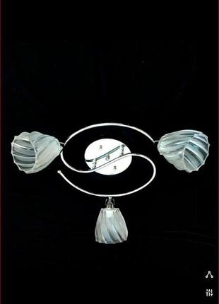 Люстра на 3 плафона
