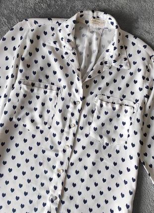 Блузка с сердечками