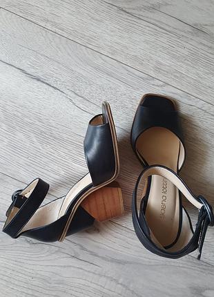Кожаные босоножки lottini5 фото