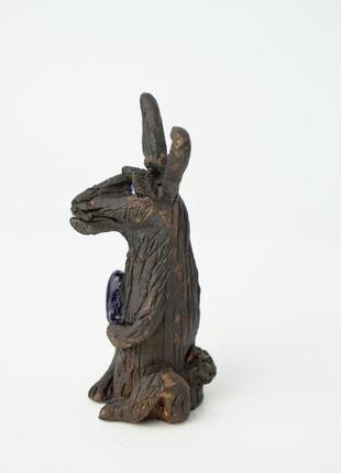 Статуэтка кролика 2023 года фигурка кролика черного5 фото