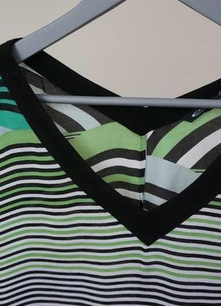 Красивая летняя блуза из вискозы3 фото